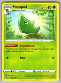 Metapod Uncommon SWSH08: Fusion Strike 002/264 NM 2021