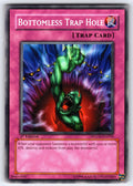 Bottomless Trap Hole 1st Edition Common Structure Deck: Zombie World SDZW-EN034 