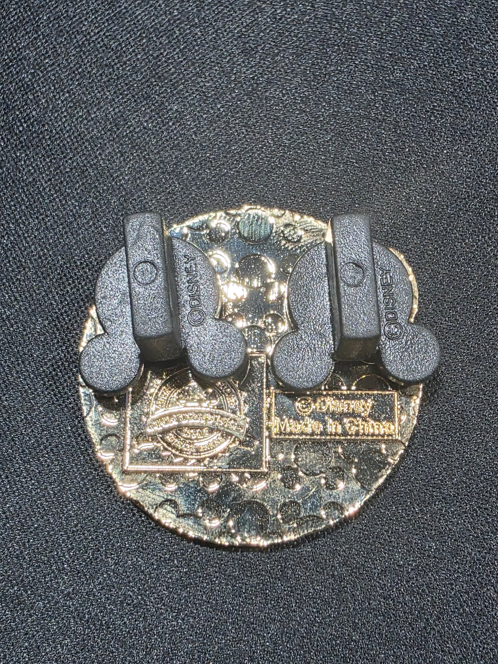 Disney trading pin featuring Baloo and Mowgli from The Jungle Book : Best Friends Mystery Collection